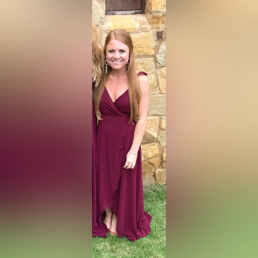 Burgundy Lulus tie dress size xs